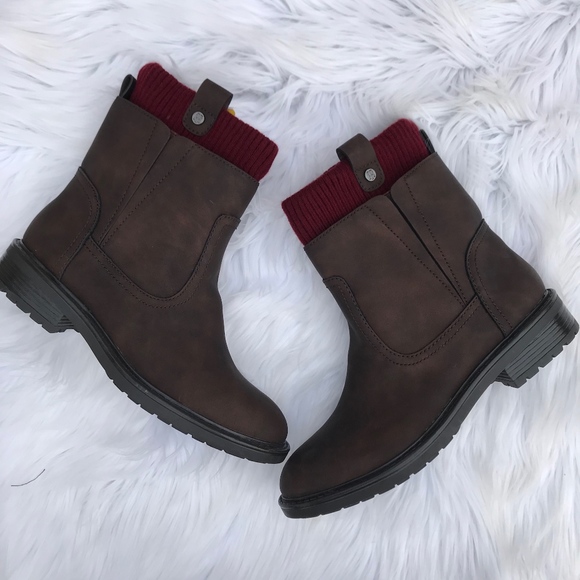 tommy hilfiger burgundy boots
